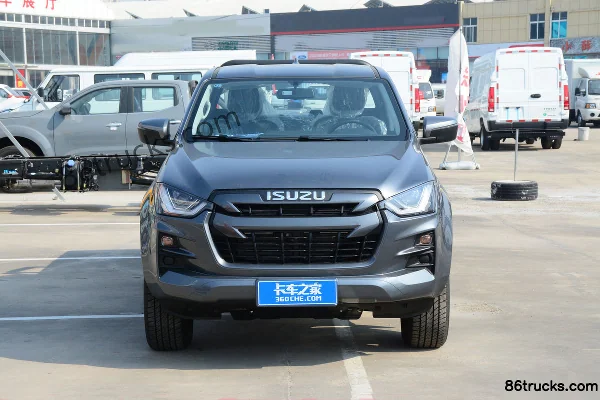 Jiangxi Isuzu Lingtuo 6-Series Leading Edition 2L Gasoline 220hp AT Auto 4WD Standard Wheelbase Van Pickup Cab (2) | 86Trucks