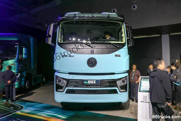 Proton Auto 6X4(10 wheels) fuel cell tractor truck 58.73kWh Exterior