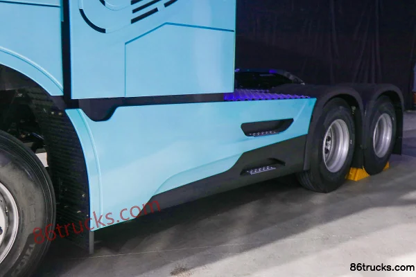 Proton Auto 6X4(10 roues) tracteur routier à pile à combustible 58.73kWh Châssis (1) | 86Trucks