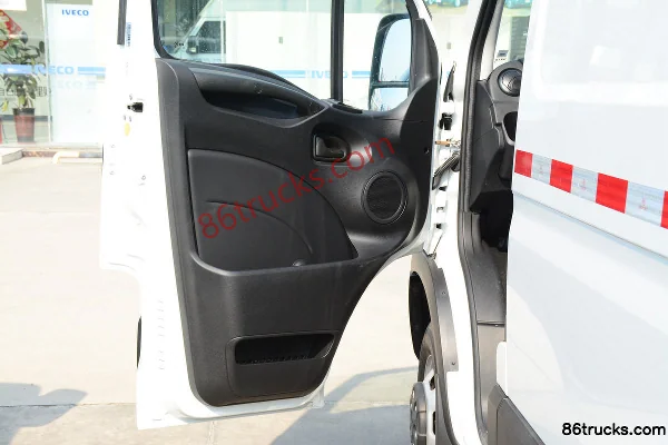 NAVECO Ousheng 145 hp 2.0T 2-seat Long Wheelbase High Roof Panel Van (China VI) Cab (3) | 86Trucks