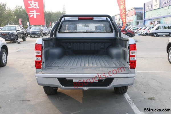 Jiangxi Isuzu Ruimai S 2019 Super Deluxe Standard Wheelbase 2.0T Gasoline 204hp 2WD Double Cab Pickup Official Photos (2) | 86Trucks