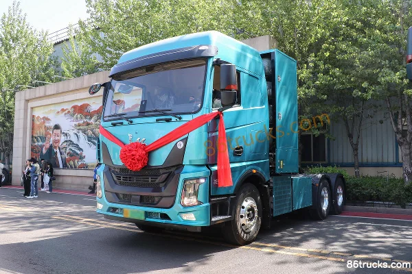 Changzheng Auto Q1 25T 6X4(10 wheels) Hydrogen Fuel Cell Electric Tractor Truck 105kWh Exterior (3) | 86Trucks