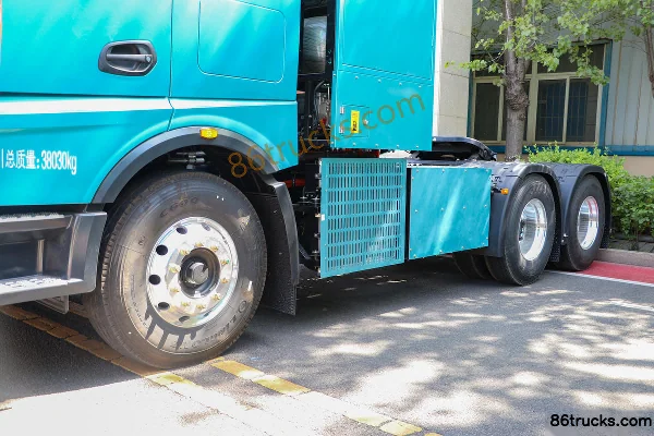 Changzheng Auto Q1 25T 6X4(10 wheels) Hydrogen Fuel Cell Electric Tractor Truck 105kWh Chassis (1) | 86Trucks
