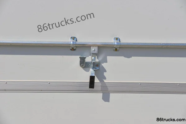 Dongfeng T3 1.2L Gasoline 91hp 4X2(6 wheels) Mengwo 5-Speed 3.05m Single Row Wing Opening Box Micro Truck (Single Rear Tire) Body (3) | 86Tr
