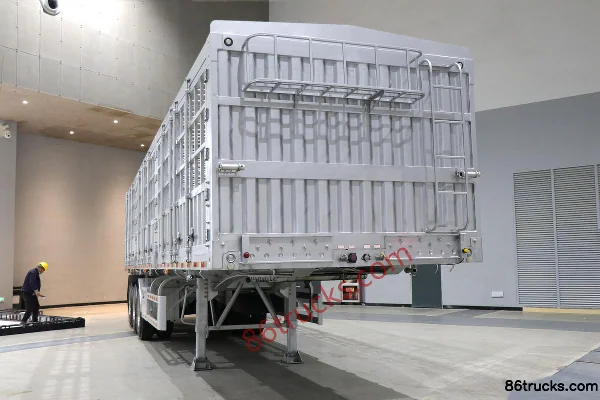 SHACMAN Huainan 12 m Flatbed with Side and Open Top Stake Semi-Trailer Exterior (2) | 86Trucks