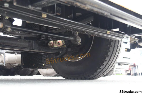 Isuzu EVC61 6X4(10 roues) tracteur routier électrique pur à batterie échangeable Châssis (3) | 86Trucks