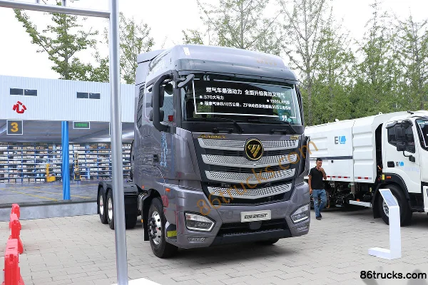 Foton Auman EST North Version 570hp 6X4(10 wheels) LNG Automatic Tractor Truck Exterior