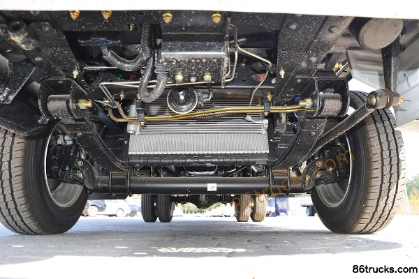 Dongfeng Fuxiaorui M5Q 1.6L 120hp 4X2(6 wheels) Gasoline 3.8m Single Row Van Micro Truck (China VI) Chassis (1) | 86Trucks