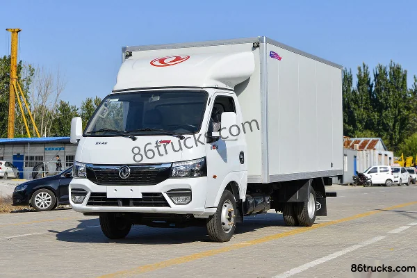 Dongfeng T6 2.0L 150hp 4X2(6 wheels) Gasoline 3.52m Single Row Van Light Truck (China VI) Exterior (3) | 86Trucks