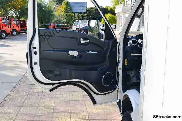 Kama Ruihang X1 1.5L 113hp 4X2(6 wheels) Gasoline 3.48m Single-Row Van Mini Truck (China VI) Cab (2) | 86Trucks