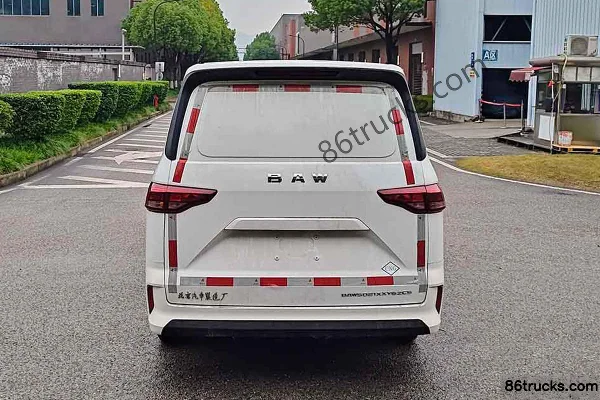 BAW Wangpai M7 Startup Edition 2.0L 122hp CNG 2-Seat Manual Long Wheelbase Van Exterior (2) | 86Trucks