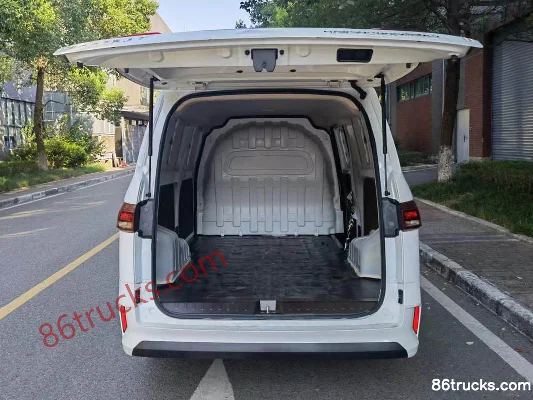 BAW Wangpai M7 Startup Edition 2.0L 122hp CNG 2-Seat Manual Long Wheelbase Van Cab (1) | 86Trucks