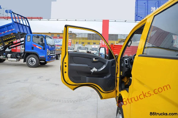 Kama Ruihang X3 127ch 4X2(6 roues) 3m double row flatbed micro truck Cabine (1) | 86Trucks