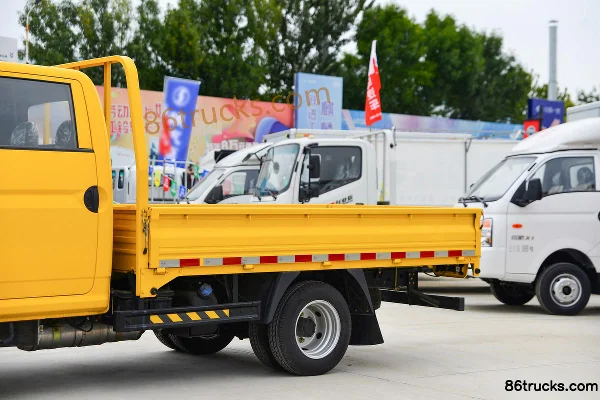 Kama Ruihang X3 127ch 4X2(6 roues) 3m double row flatbed micro truck Carrosserie (1) | 86Trucks