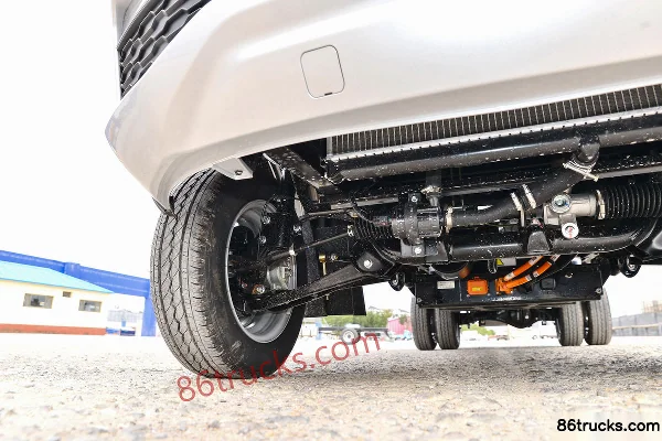 SRM Xinyuan T2SEV 3.1T 3.05m single-row pure electric stake micro truck 46.36kWh 4X2(6 wheels) Chassis (2) | 86Trucks