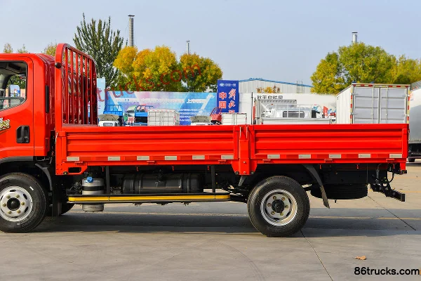 FAW Jiefang J6F Pashanhu 140ch 4X2(6 roues) 4.2m single row flatbed light truck Carrosserie (2) | 86Trucks
