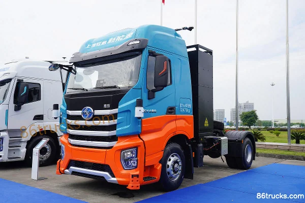 SAIC Hongyan Genlyon H6 Standard 4X2(6 wheels) Battery Swap Electric Tractor Truck (with Hydraulic Retarder) 350.07kWh Exterior (3) | 86Truc
