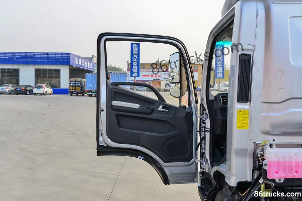 Foton Zhilan HL 4,5T 4,14 m cabine simple hybride rechargeable fourgon léger 14,016 kWh 4X2(6 roues) Intérieur (1) | 86Trucks