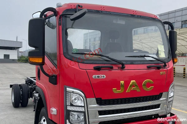 JAC Weiling K7 160hp 4X2(6 wheels) 4.18m Single Row Flatbed Light Truck Exterior (3) | 86Trucks