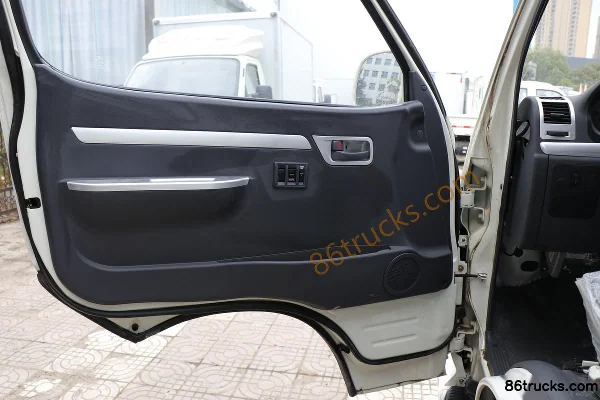 King Long Longyao 8 3.5T 3.24m Pure Electric Panel Van (Mid-Roof) 41.86kWh Cab (2) | 86Trucks