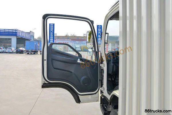 FAW Jiefang J6F Medium Body 137hp 4X2(6 wheels) 4.16m Single Row Van Light Truck (China VI) Cab (1) | 86Trucks