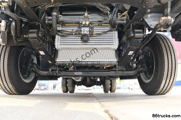 FAW Jiefang J6F Medium Body 137hp 4X2(6 wheels) 4.16m Single Row Van Light Truck (China VI) Chassis (1) | 86Trucks