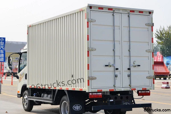 FAW Jiefang J6F Medium Body 137hp 4X2(6 wheels) 4.16m Single Row Van Light Truck (China VI) (3) | 86Trucks