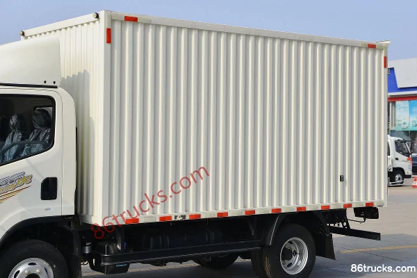 FAW Jiefang J6F Medium Body 137hp 4X2(6 wheels) 4.16m Single Row Van Light Truck (China VI) (1) | 86Trucks