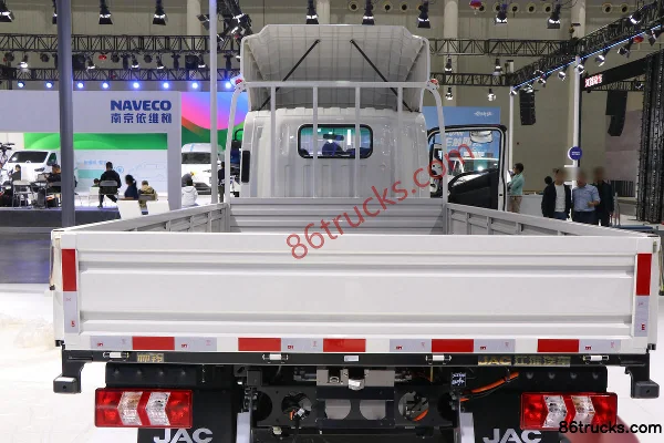 JAC Shuailing ES6 4.5T Single Row Pure Electric Flatbed Light Truck 86.55kWh 4X2(6 wheels) Body (3) | 86Trucks