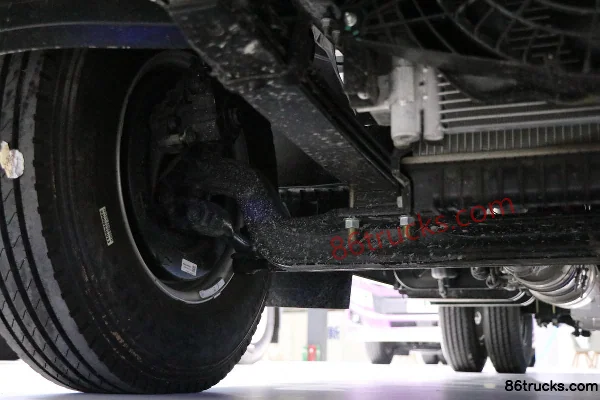 JAC Lingpao ES6 4,5 T 4,15 m cabine simple camion léger fourgon hybride rechargeable 17,28 kWh 4X2(6 roues) Châssis (2) | 86Trucks