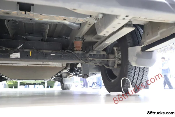 JMC E-Transit 3.5T 9-Seat 5.498m Electric Light Bus Chassis (3) | 86Trucks