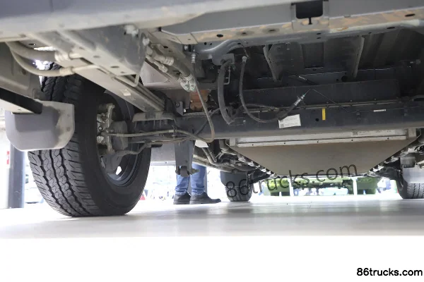 JMC E-Transit 3.5T 9-Seat 5.498m Electric Light Bus Chassis (2) | 86Trucks