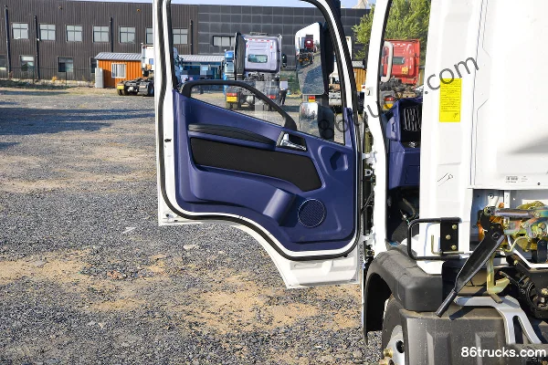 FAW Jiefang Hu 6G 4,5 T 4,16 m camion à ridelles hybride rechargeable à cabine simple 13,616 kWh 4X2(6 roues) Intérieur (2) | 86Trucks