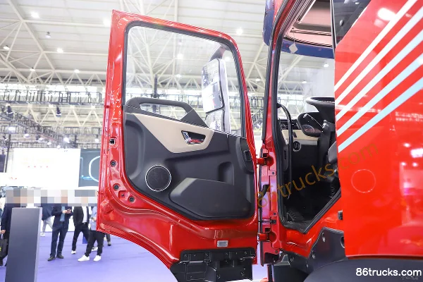 Dongfeng Commercial Vehicle Tianlong KL 6X4(10 roues) tracteur routier électrique à batterie interchangeable 282 kWh Cabine (1) | 86Trucks