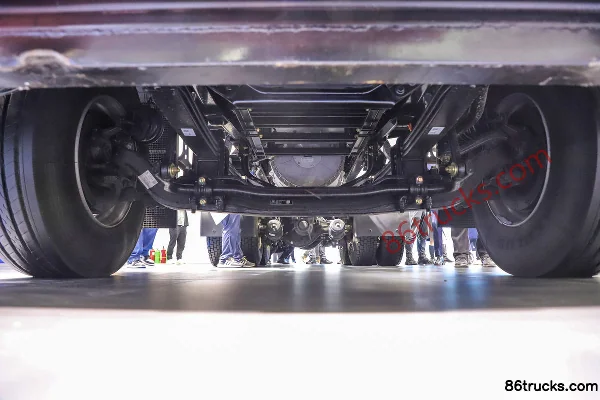 Dongfeng Commercial Vehicle Tianlong KL 6X4(10 roues) tracteur routier électrique à batterie interchangeable 282 kWh Châssis (1) | 86Trucks