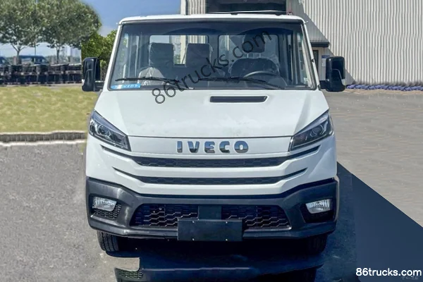 NAVECO New Daily X45 2023 122hp 2.5T Diesel 2-3 Seats Single Row Short Wheelbase Chassis (Dual Rear Wheels) Exterior