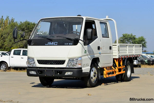 JMC Shunda petit camion 129 ch 4X2(6 roues) 2,69 m camion léger à plateau double cabine Extérieur (3) | 86Trucks