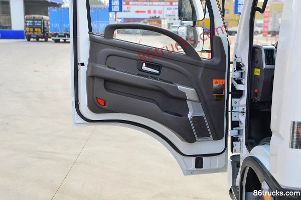 Feidi HV5 4.15m Single Row Plug-in Extended Range Hybrid Panel Light Truck 41.6kWh 4X2(6 wheels) Interior (2) | 86Trucks