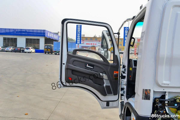 Feidi HV5 4.15m Single Row Plug-in Extended Range Hybrid Panel Light Truck 41.6kWh 4X2(6 wheels) Interior (1) | 86Trucks