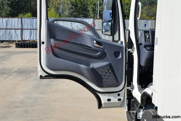 JMC Kaiyun+ Wide Body 2.5L Diesel 156hp 4X2(6 wheels) Fast Gear 8-Speed Air Brake 3.8m Semi-Cab Cargo Truck (2) | 86Trucks