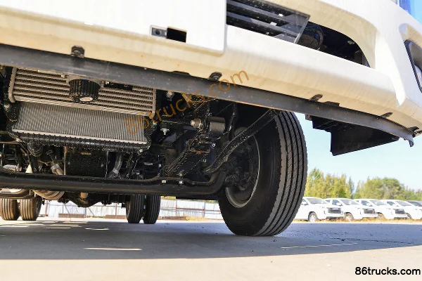 JMC Kaiyun+ Wide Body 2.5L Diesel 156hp 4X2(6 wheels) Fast Gear 8-Speed Air Brake 3.8m Semi-Cab Cargo Truck Chassis (3) | 86Trucks