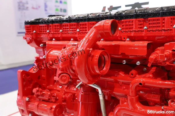 Dongfeng Z13NS6B520F 520hp 12.5L China VI Diesel Engine Exterior (2) | 86Trucks