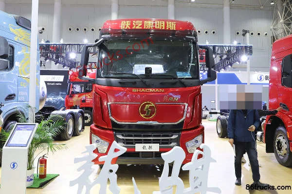 SHACMAN Cummins Longqi Jingying Edition 490 hp 6X4(10 wheels) Tractor Truck Exterior (2) | 86Trucks