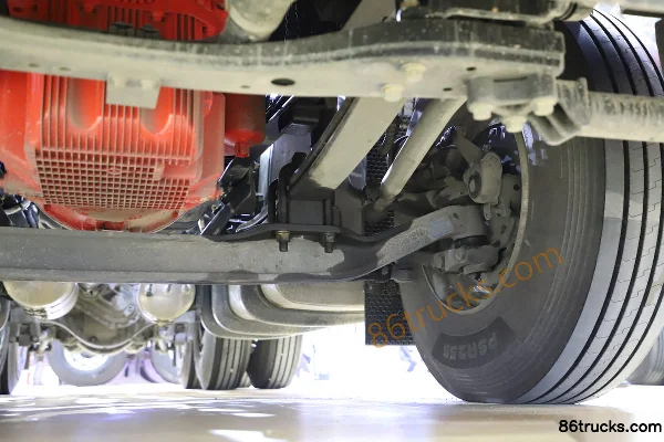 SHACMAN Cummins Longqi Jingying Edition 490 hp 6X4(10 wheels) Tractor Truck Chassis (3) | 86Trucks