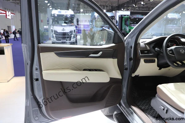 Zhengzhou Nissan Ruichi 7 2022 model Standard 2.0T gasoline 229 hp 8-speed automatic 4WD double row pickup Chassis (2) | 86Trucks