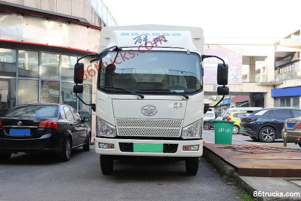 FAW Jiefang J6F 4.5T 4.16m Single Row Electric Stake Light Truck 81.1kWh 4X2(6 wheels) Exterior (2) | 86Trucks