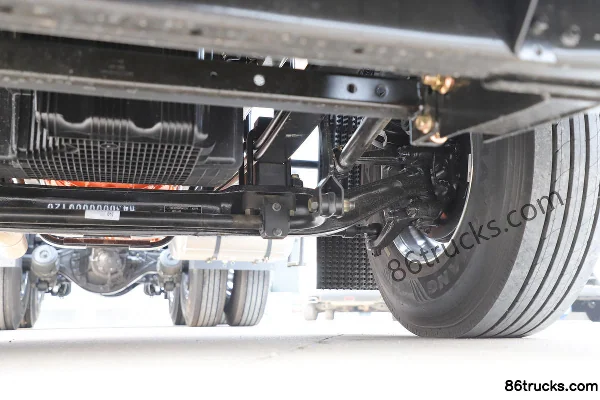 Foton Auman EST 570hp 6X4(10 wheels) LNG Automatic Tractor Truck Chassis (3) | 86Trucks