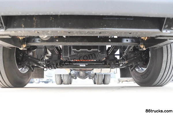 Foton Auman EST 570hp 6X4(10 wheels) LNG Automatic Tractor Truck Chassis (1) | 86Trucks