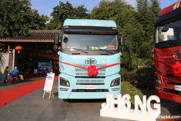 FAW Jiefang Qingdao JH6 Heavy Truck Leading Edition 2.0 560hp 6X4(10 wheels) LNG Automatic Tractor Truck Exterior (2) | 86Trucks