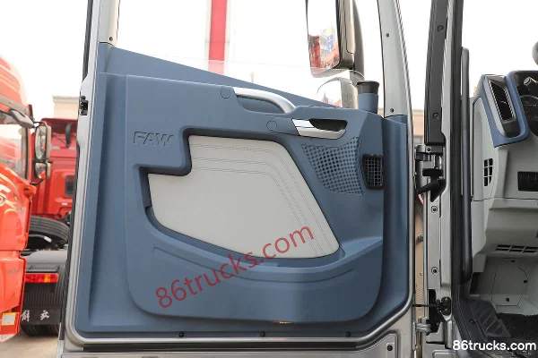 FAW Jiefang Qingdao JH6 Heavy Truck Leading Edition 530hp 6X4(10 wheels) LNG Automatic Tractor Truck Cab (2) | 86Trucks